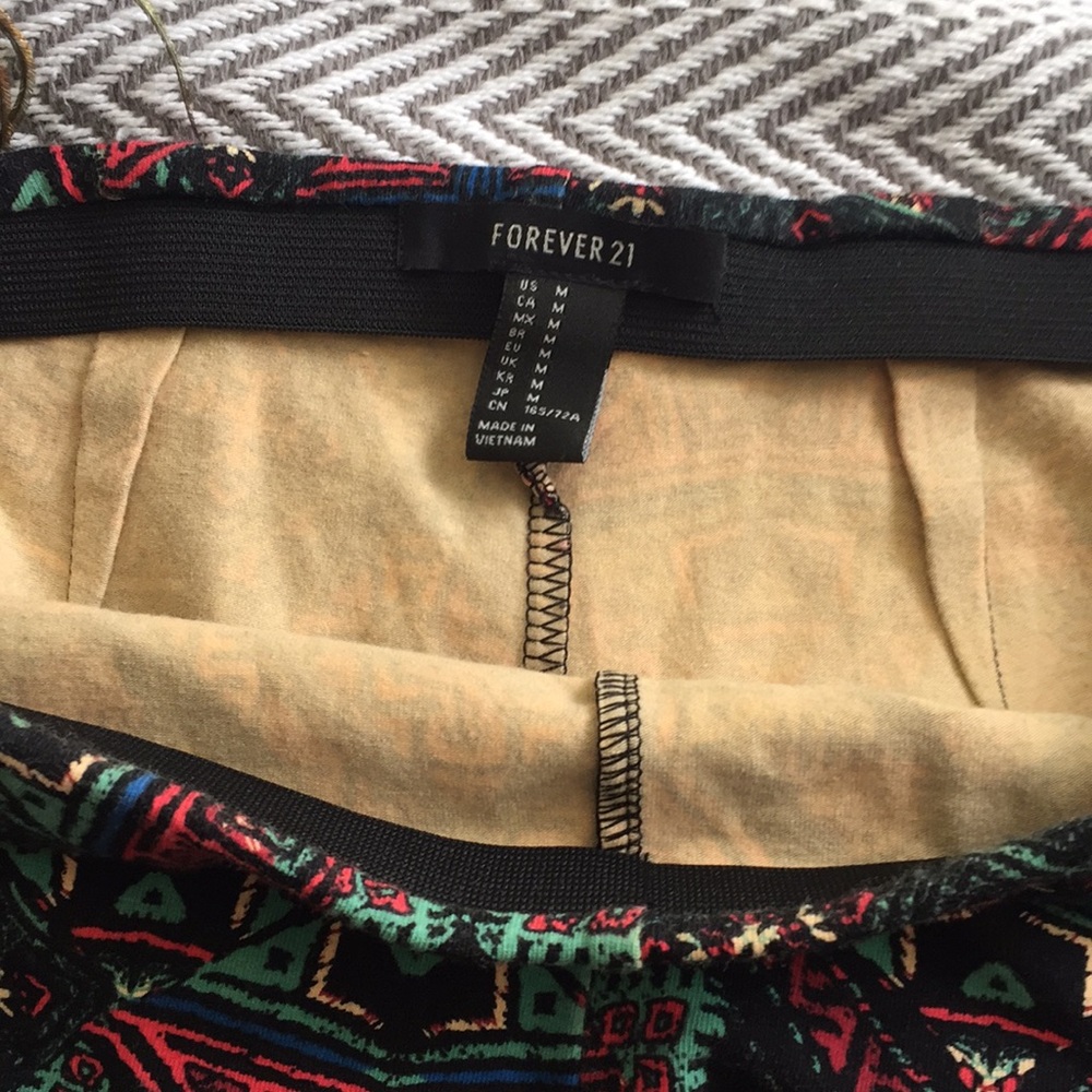 Tribal print high waisted shorts☀️ - Picture 3 of 6